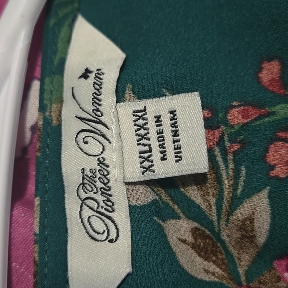 The Pioneer Woman Green & Burgandy Floral Open Front Overshirt - Picture 2 of 3